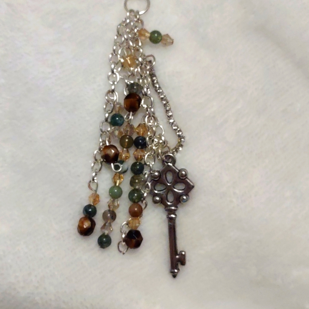 💚Clock Necklace - Picture 4 of 6